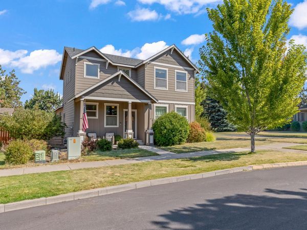 20530 Mutt Court, Bend, OR 97701