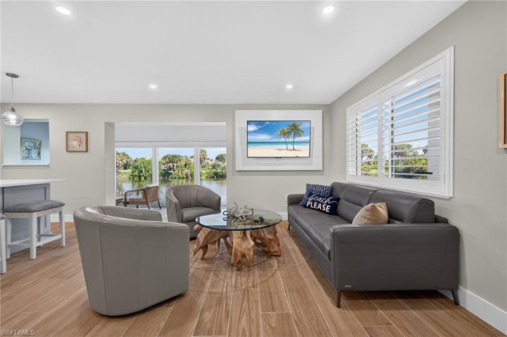 1610 Middle Gulf Dr , Unit B-2, Sanibel, FL 33957 Photo