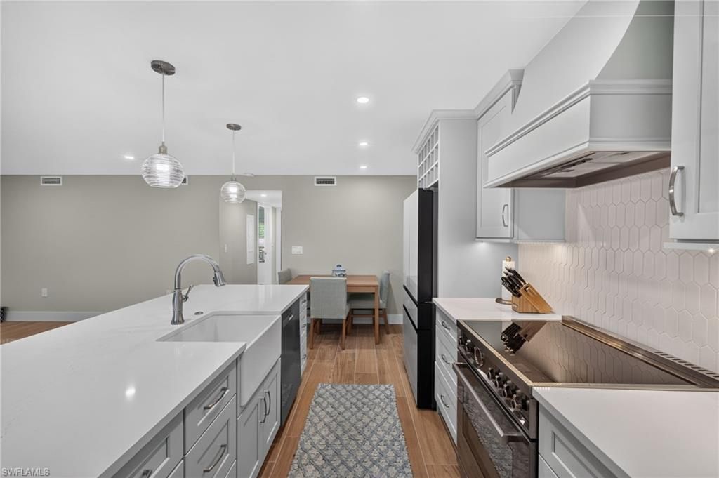 1610 Middle Gulf Dr , Unit B-2, Sanibel, FL 33957 Photo
