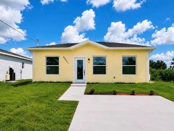 23041 Roundtree AVE , ALVA, FL 33920