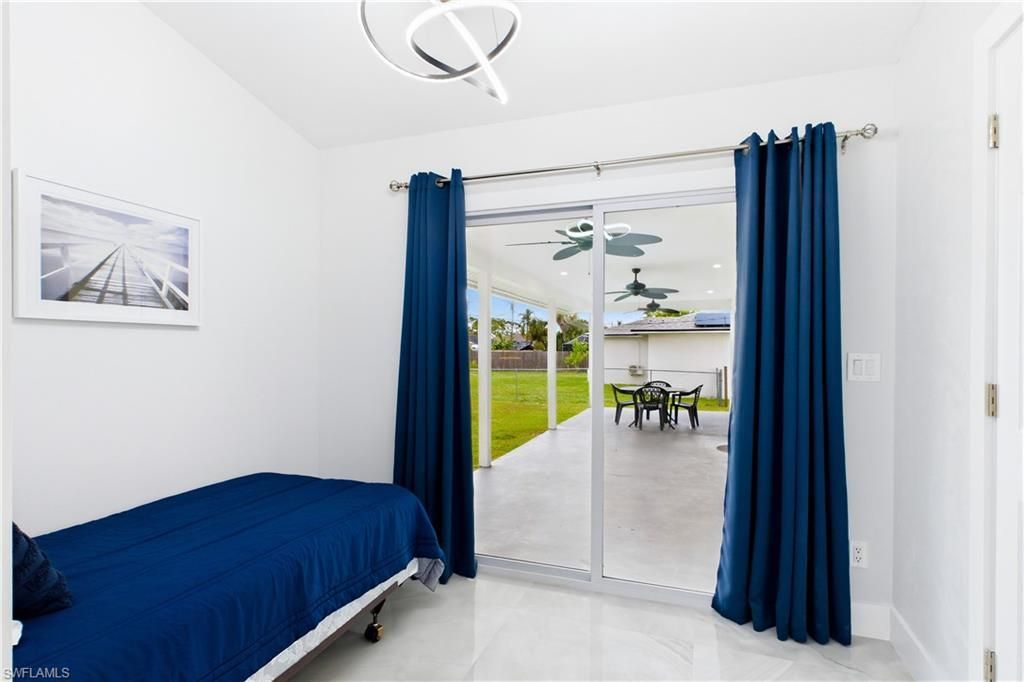 256 SE Santa Barbara Pl, Cape Coral, FL 33990 Photo