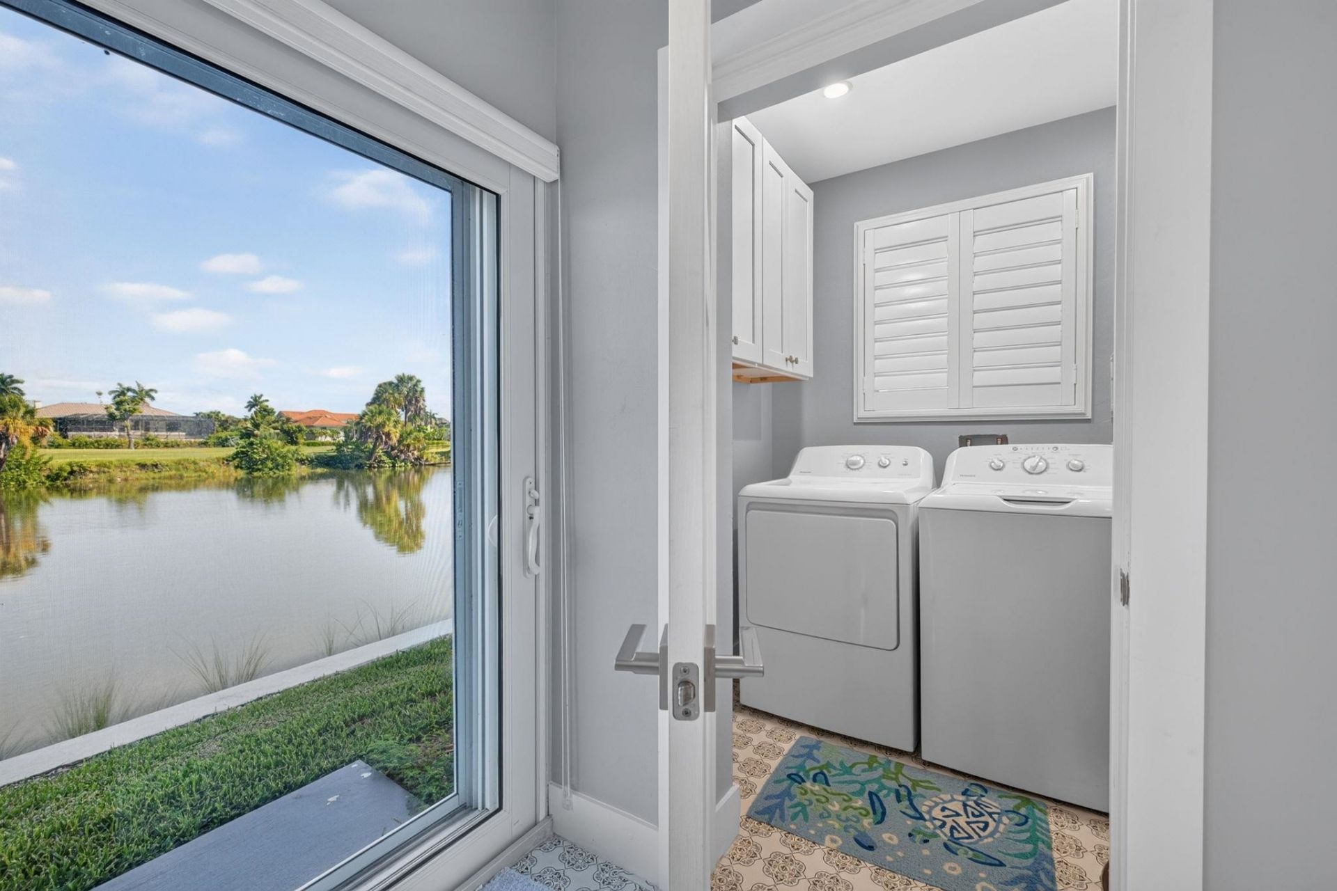 1610 Middle Gulf Dr, Unit B-2, Sanibel, FL 33957 Photo