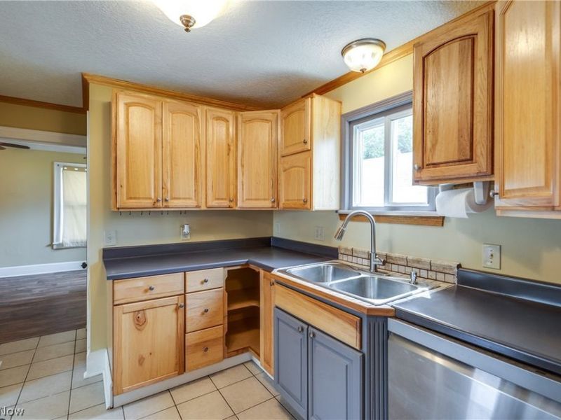 5015 12th Street SW, Canton, OH 44710 Photo 13