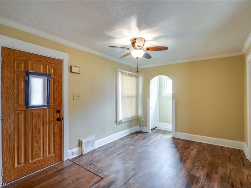 5015 12th Street SW, Canton, OH 44710 Photo 5