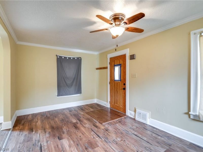 5015 12th Street SW, Canton, OH 44710 Photo 7