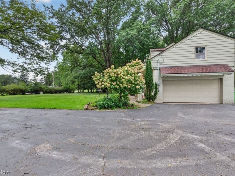 28049 Emery Road, Orange Village, OH 44022 Photo 31