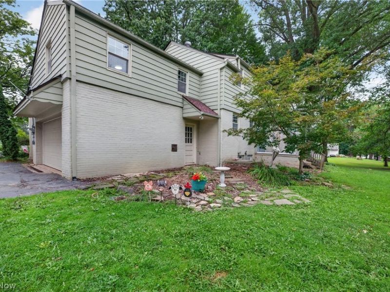 28049 Emery Road, Orange Village, OH 44022 Photo 32