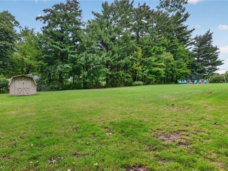 28049 Emery Road, Orange Village, OH 44022 Photo 37
