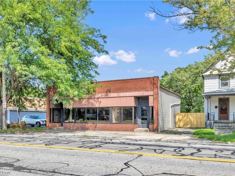 913 Lake Avenue, Elyria, OH 44035 Photo 2