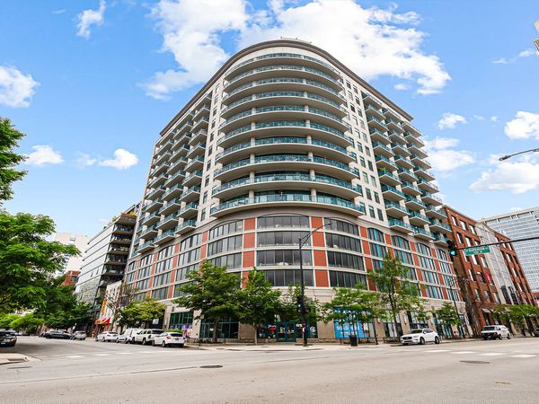 340 W Superior Street , Unit 1604, Chicago, IL 60654