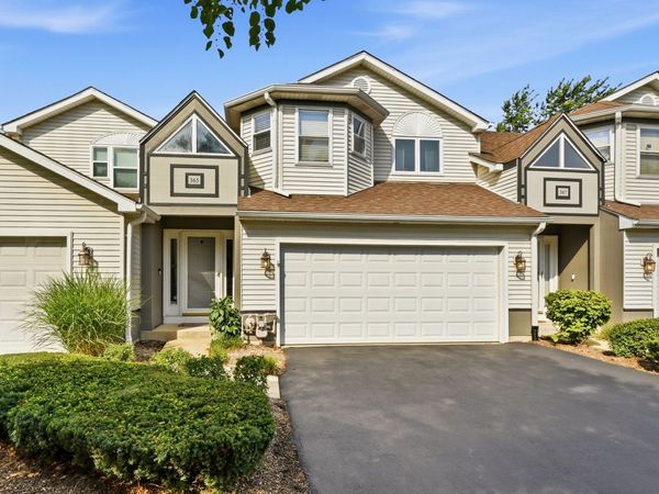 365 Inner Circle Drive , Bolingbrook, IL 60490