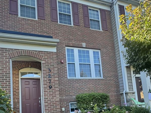 3279 Coral Lane, Glenview, IL 60026