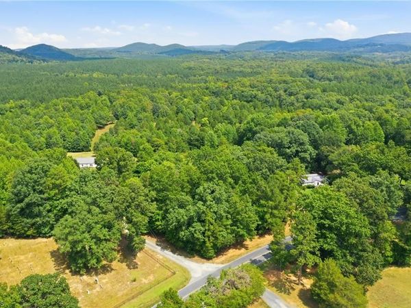 618 Mount Shepherd Road , Asheboro, NC 27205