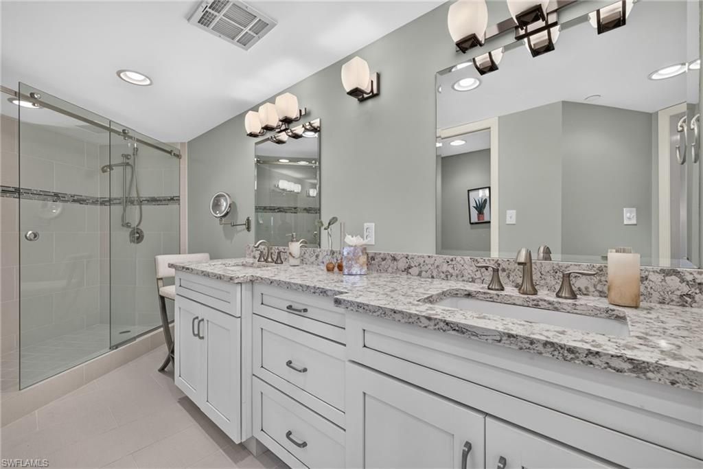6020 Pelican Bay Blvd , Unit 402, Naples, FL 34108 Photo