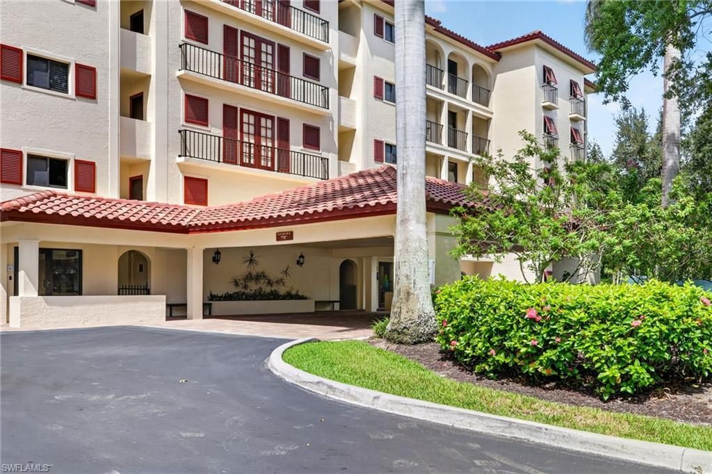 6020 Pelican Bay Blvd , Unit 402, Naples, FL 34108 Photo