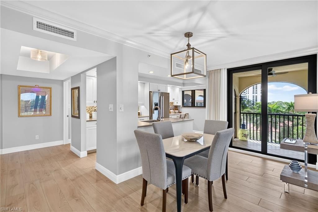6020 Pelican Bay Blvd , Unit 402, Naples, FL 34108 Photo