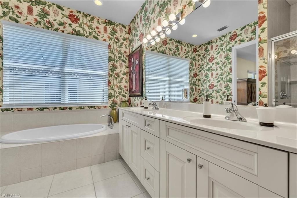 10879 Fieldfair Dr, Naples, FL 34119 Photo
