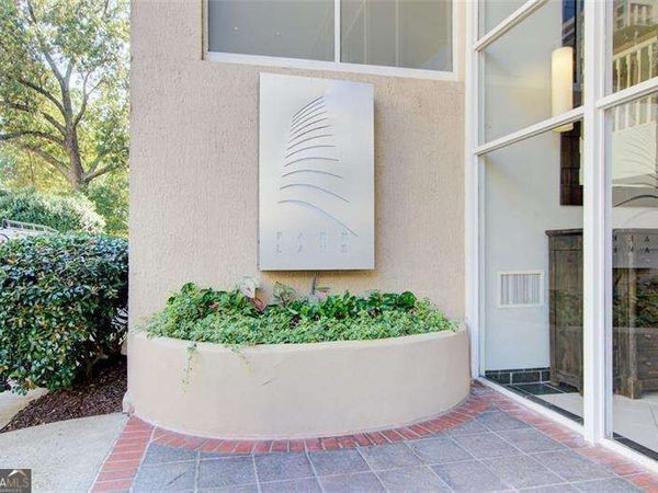 2479 Peachtree Road NE, Unit 304, Atlanta, GA 30305