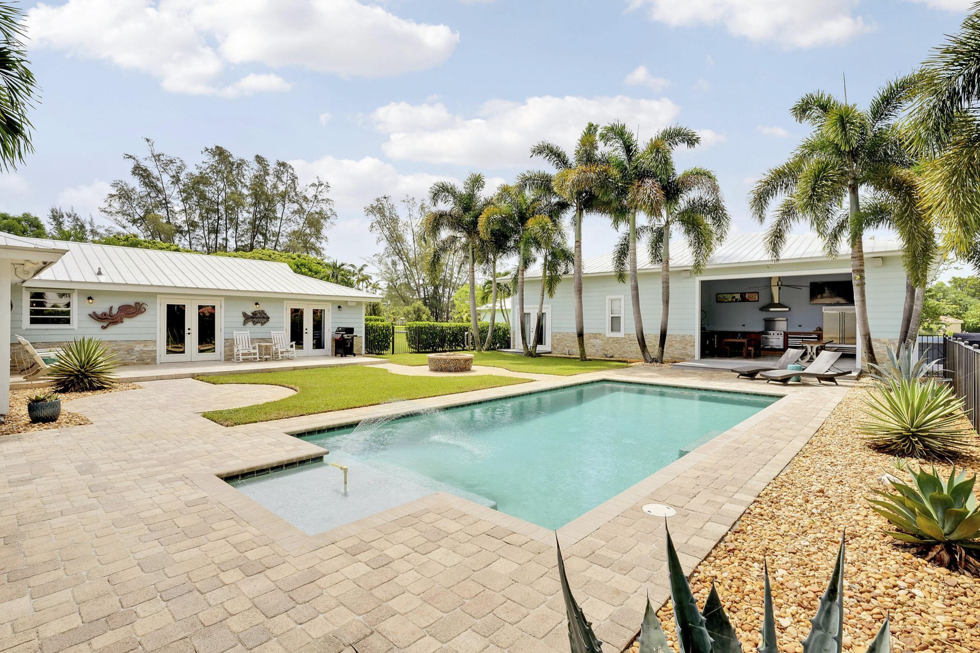 10376 W Tara Boulevard, Boynton Beach, FL 33437 Photo