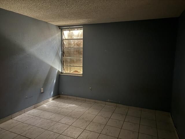 1900 W 68th Street, Unit D101, Hialeah, FL 33014 Photo