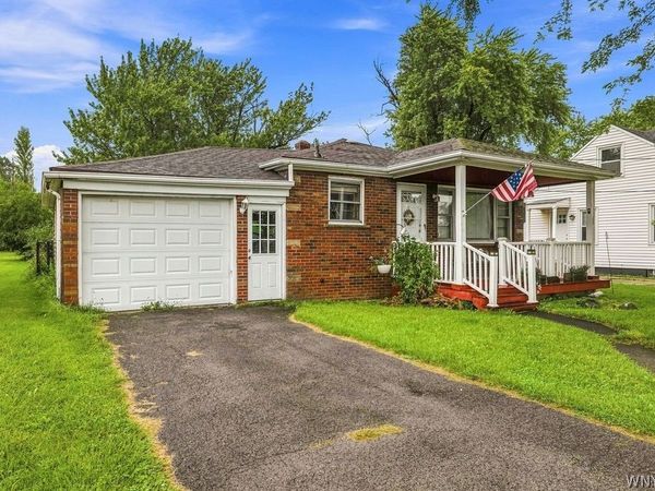 7020 Packard Road , Niagara Falls, NY 14304