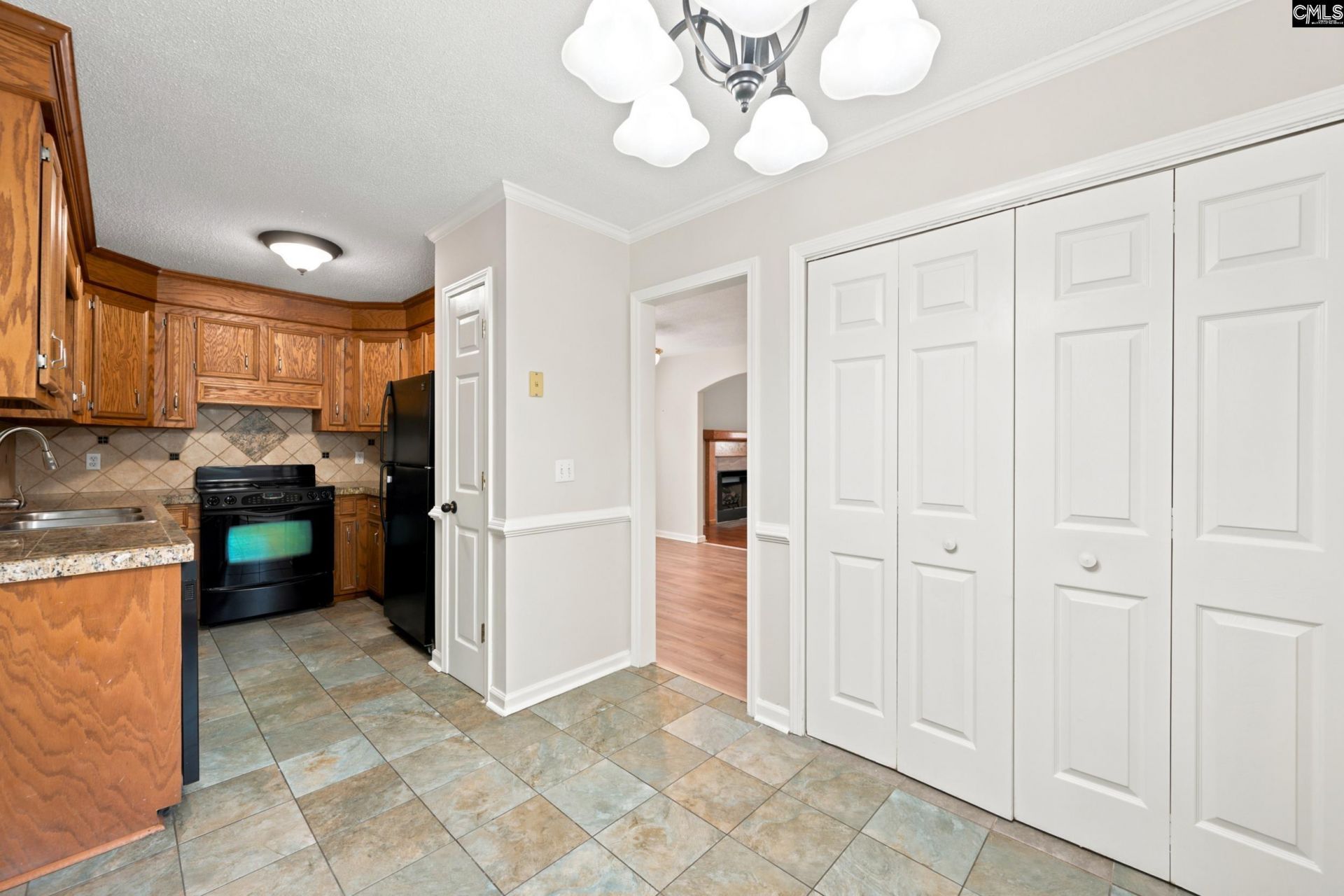 400 Laurel Drive Photo 13