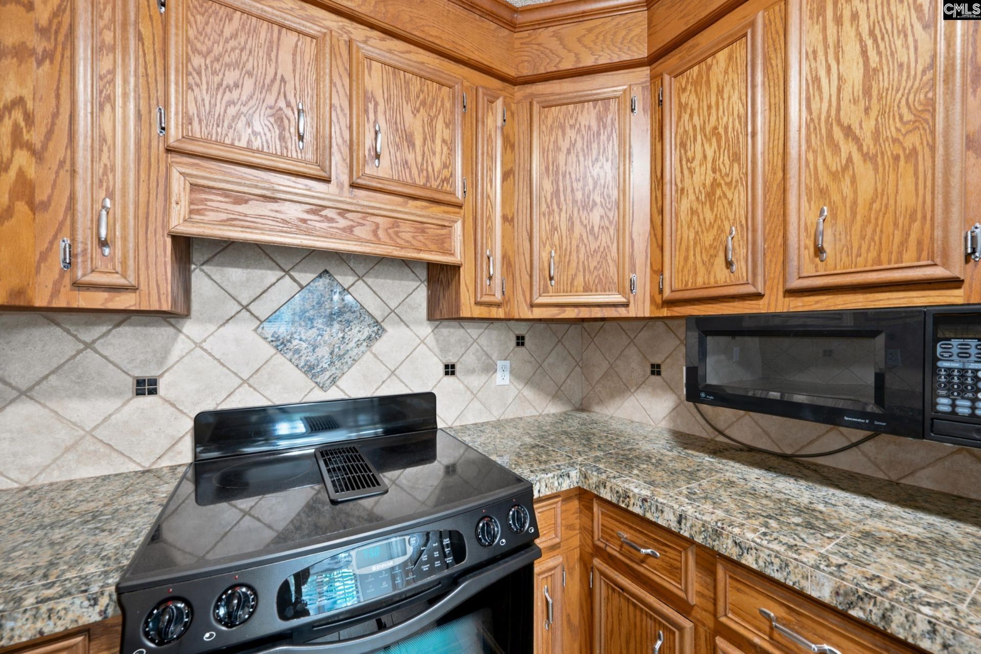 400 Laurel Drive Photo 16