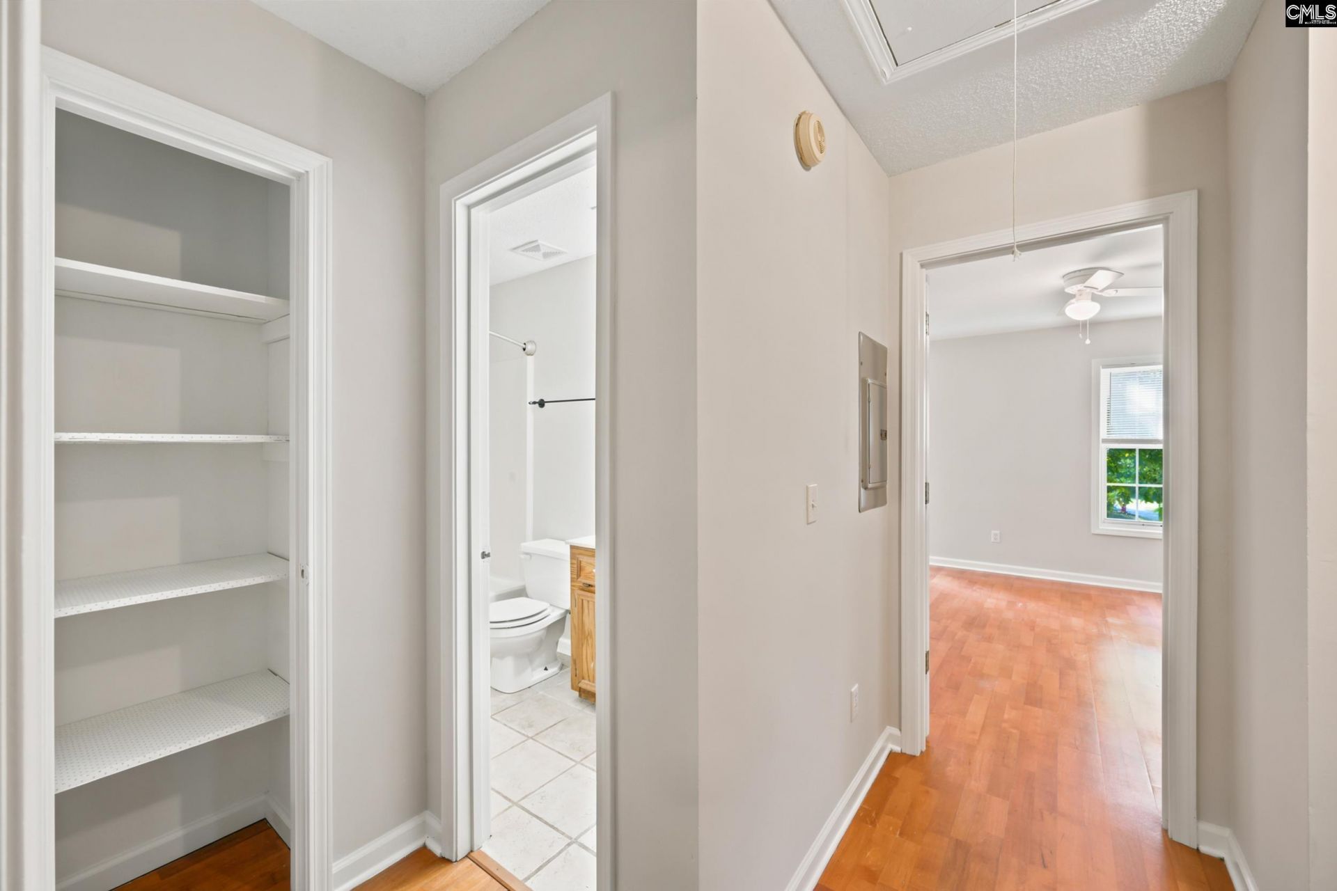 400 Laurel Drive Photo 20
