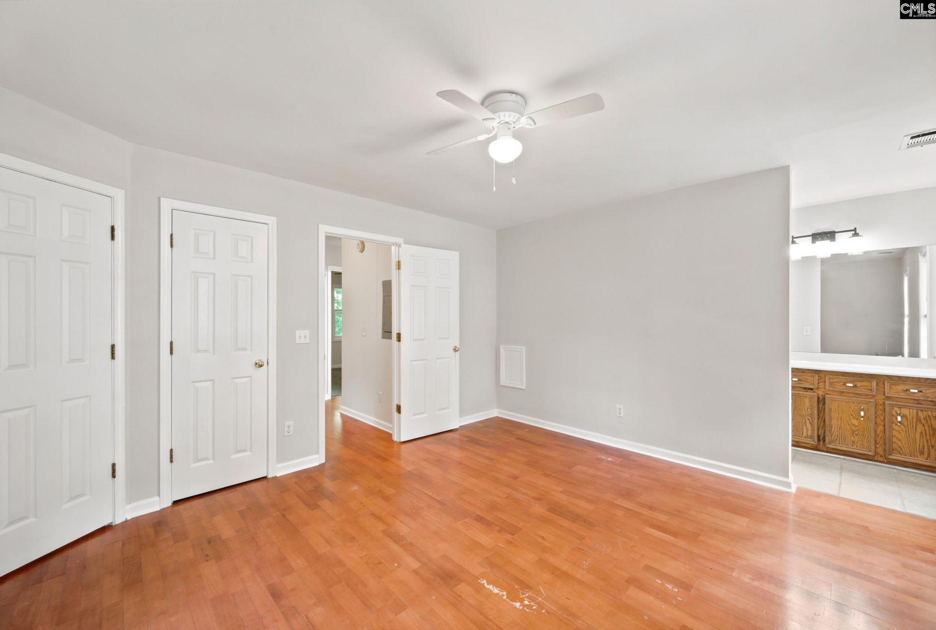 400 Laurel Drive Photo 23