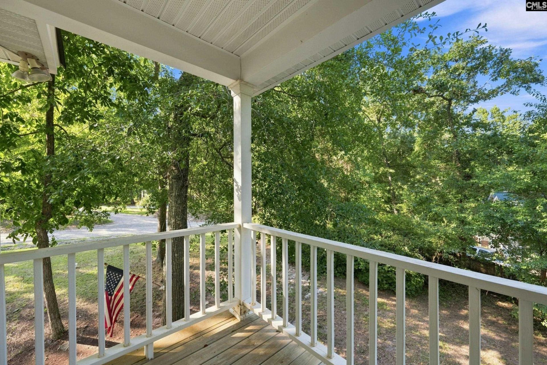 400 Laurel Drive Photo 25