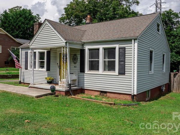 45 26th Avenue NE, Hickory, NC 28601