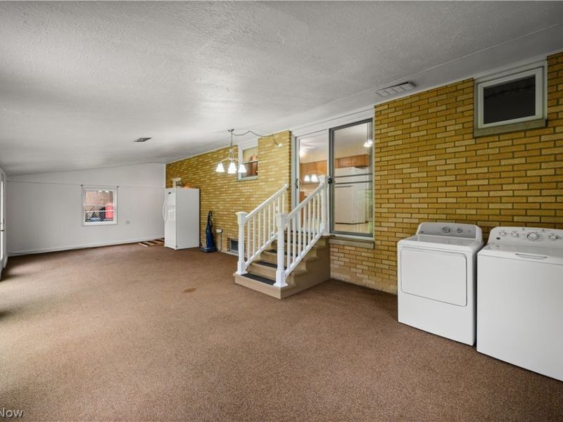 2130 Mctaggert Street, Belpre, OH 45714 Photo 33