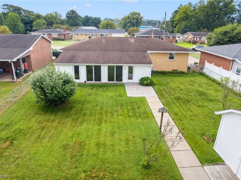 2130 Mctaggert Street, Belpre, OH 45714 Photo 7