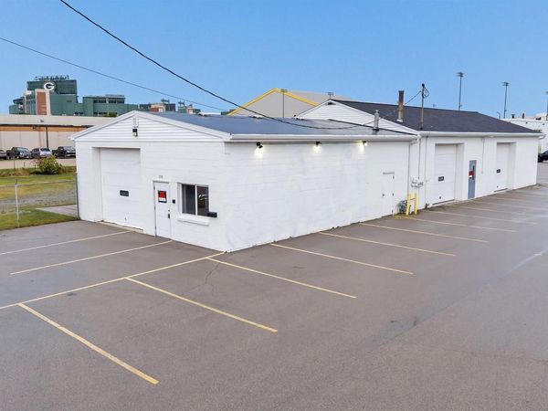790 BORVAN AVENUE, Green Bay, WI 54304