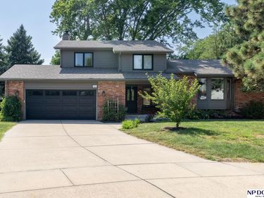 7501 Otoe Place, Lincoln, NE 68506