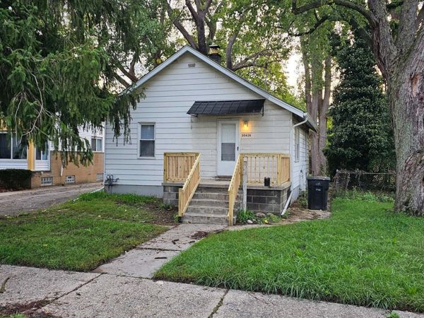 20426 Salem, Detroit, MI 48219