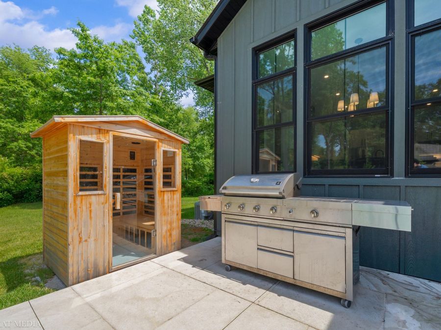 Property Image 95
