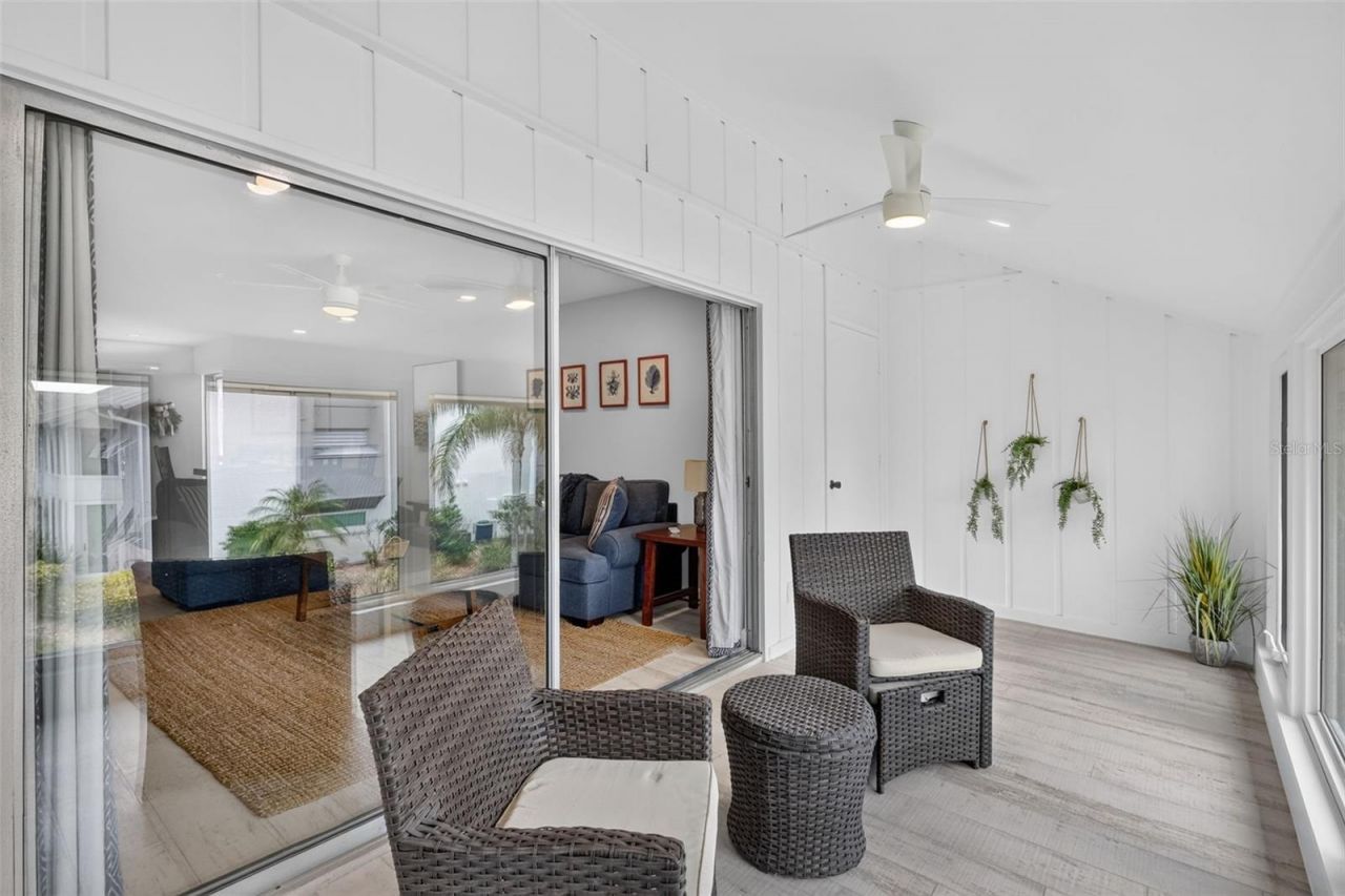 1130 W Peppertree Lane, Unit 118, Sarasota, FL 34242 Photo