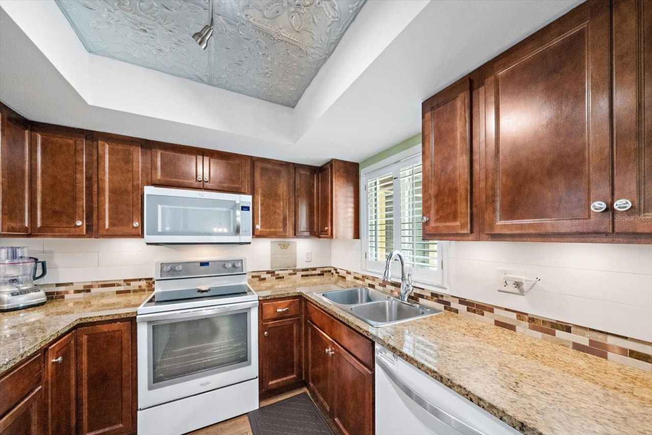 1205 56th Street W, Bradenton, FL 34209 Photo