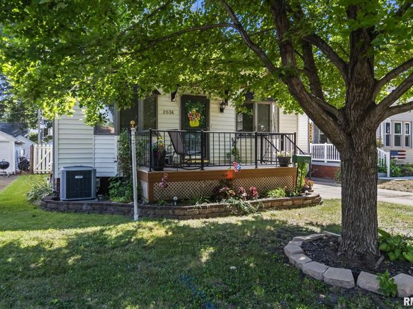 2036 N 7TH Street, Springfield, IL 62704