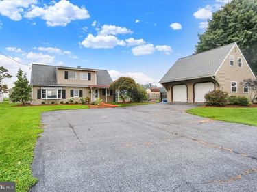 512 E ROSEBUD ROAD, MYERSTOWN, PA 17067