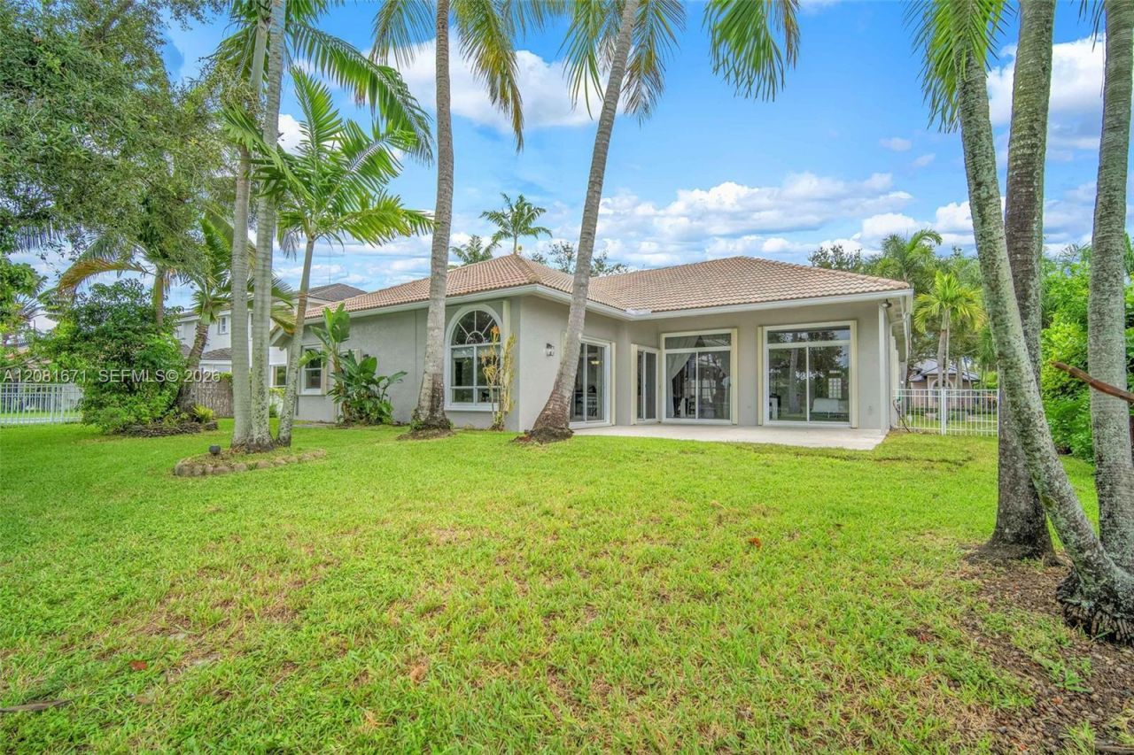 2008 NW 126th Ave , Pembroke Pines, FL 33028 Photo