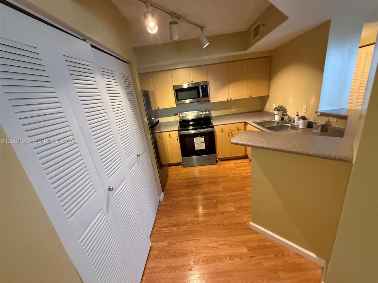 1919 Van Buren St, Unit 608A, Hollywood, FL 33020 Photo