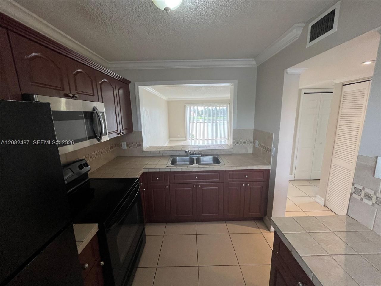 8560 N Sherman Cir , Unit 308, Miramar, FL 33025 Photo