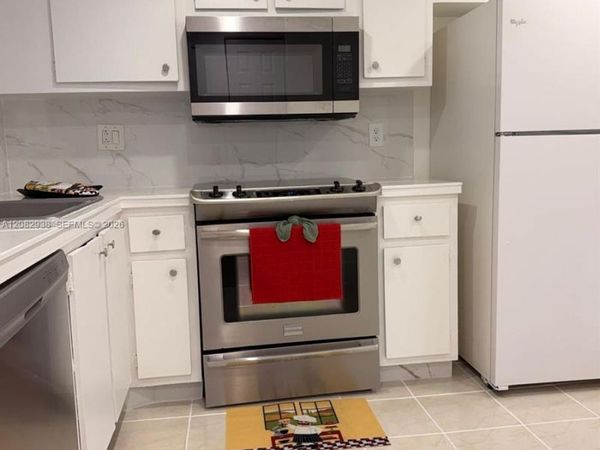 6575 W Oakland Park Blvd , Unit 303, Lauderhill, FL 33313