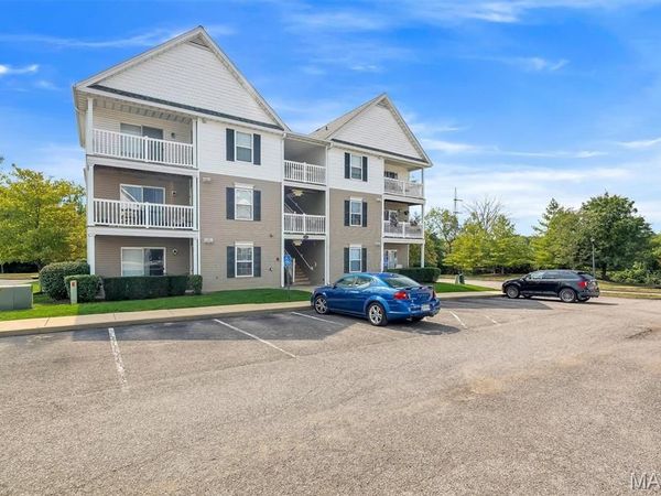 9733 Crayford Road, St Louis, MO 63123