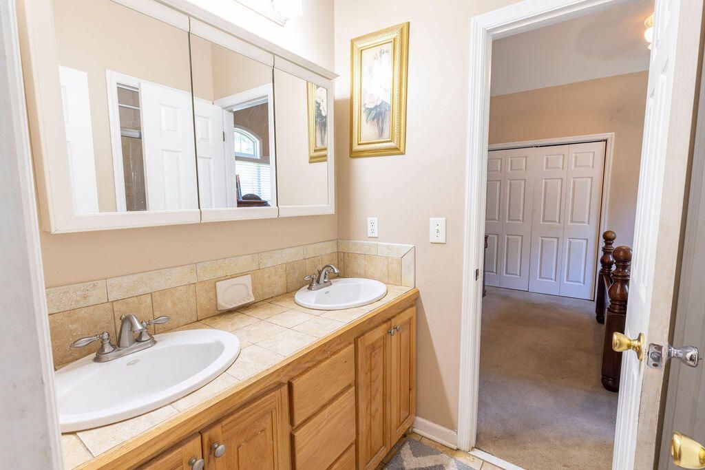 256 Rodenberry Road Photo 28
