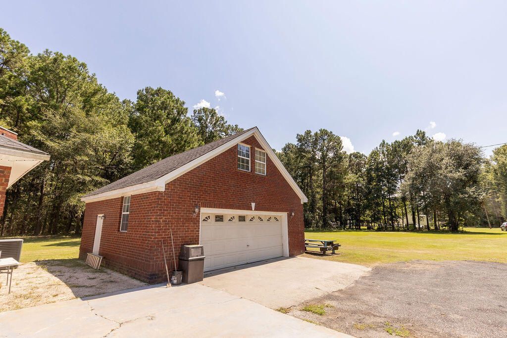 256 Rodenberry Road Photo 39