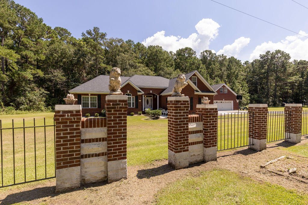 256 Rodenberry Road Photo 43