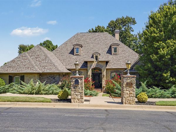 608 E Glendale Street, Broken Arrow, OK 74011